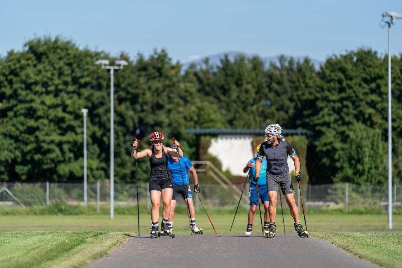 Camping Sportzentrum Zeltweg - A Silent Alternative Eksteriør billede